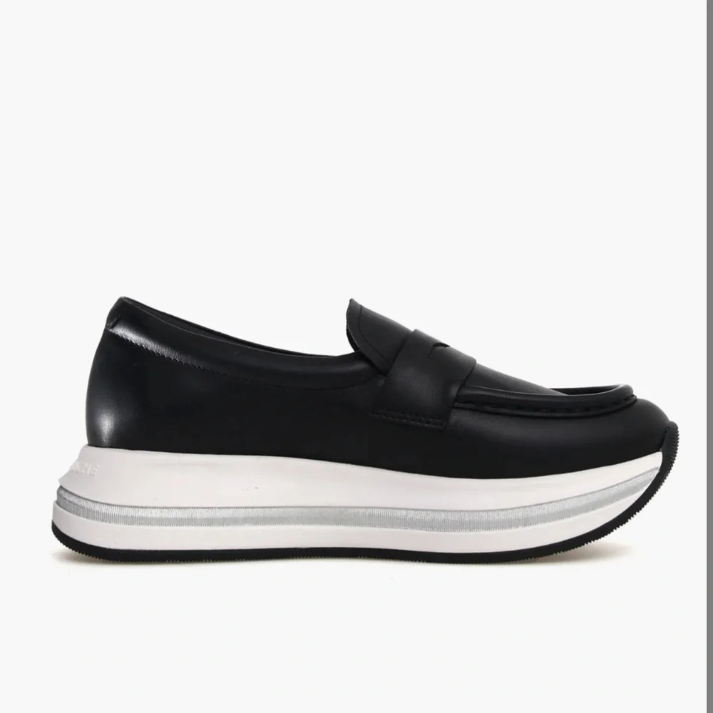 NWT VOILE BLANCHE MERRY Penny Loafer in Black - Picture 3 of 15